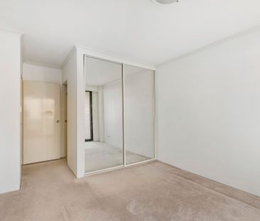 Two Bedroom Plus Sunroom - Photo 2