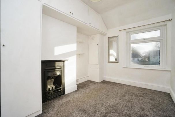 Oaks Avenue, Stocksbridge, Sheffield - Photo 1