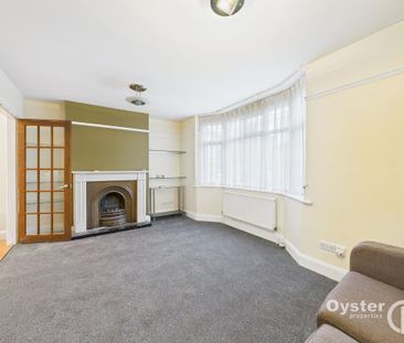 4 bedroom semi-detached house to rent - Photo 3