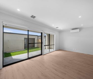 Fresh, Modern & Move-In Ready – Brand New Home in Deanside - Photo 6