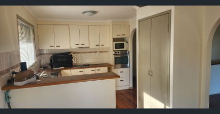 Recent renovated, stunning views - Photo 4