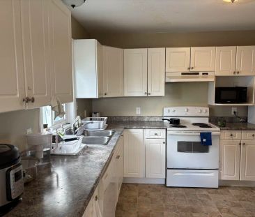 75 Pine Street South, Rooms for Rent - Upper Unit, Thorold — Upper ... - Photo 6