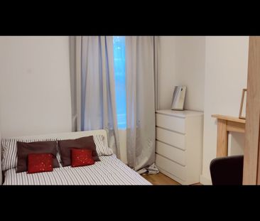 2 Bed Flat, Greyhound Mansions, W6 - Photo 6