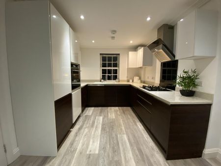 3 bedroom apartment to rent - Photo 5