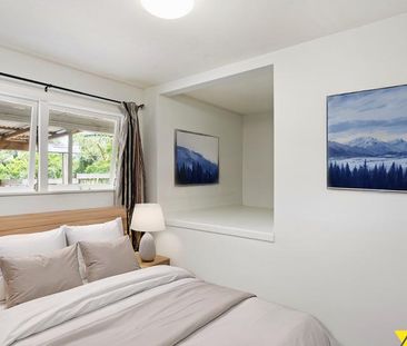 Downstairs Unit! Three Bedrooms and One Bathroom in New Windsor! - Photo 2