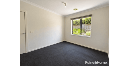 Modern Living in a Prime Doreen Location! - Photo 2