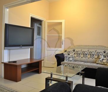 Renewed flat for 3 on main street - Fotó 1