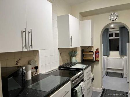 4 bedroom property to rent in Guildford - Photo 5