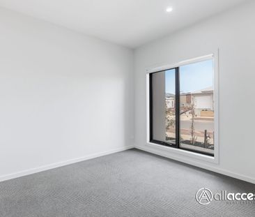 Brand New Family Home with 1 Week Free Rent – Prime Wyndham Vale Li... - Photo 4