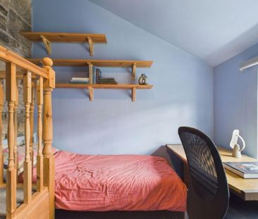 4 bedroom terraced house to rent - Photo 6