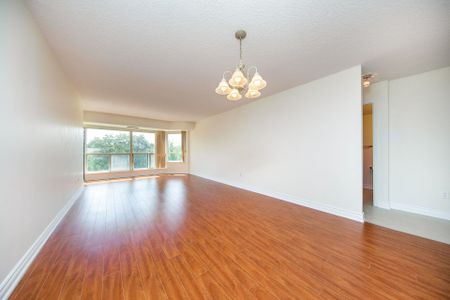 For Lease - 175 Cedar Avenue Unit# #302, Richmond Hill, Ontario - Photo 3