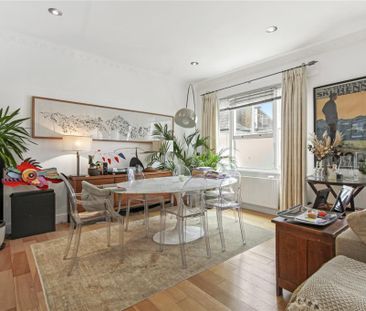 3 bedroom mews to rent - Photo 4