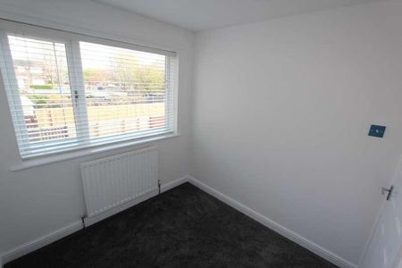 Addington Dr, Hadrian Park, Wallsend. . **newly Refurbished, NE28 - Photo 2
