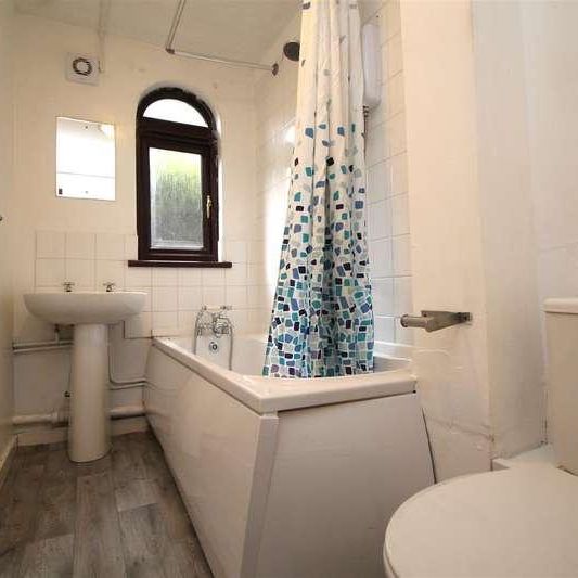 The Drive, Peterborough, PE3 - Photo 1