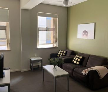 3 Bedroom Fully Furnished Apartment in the Perfect CBD Location! AV... - Photo 1