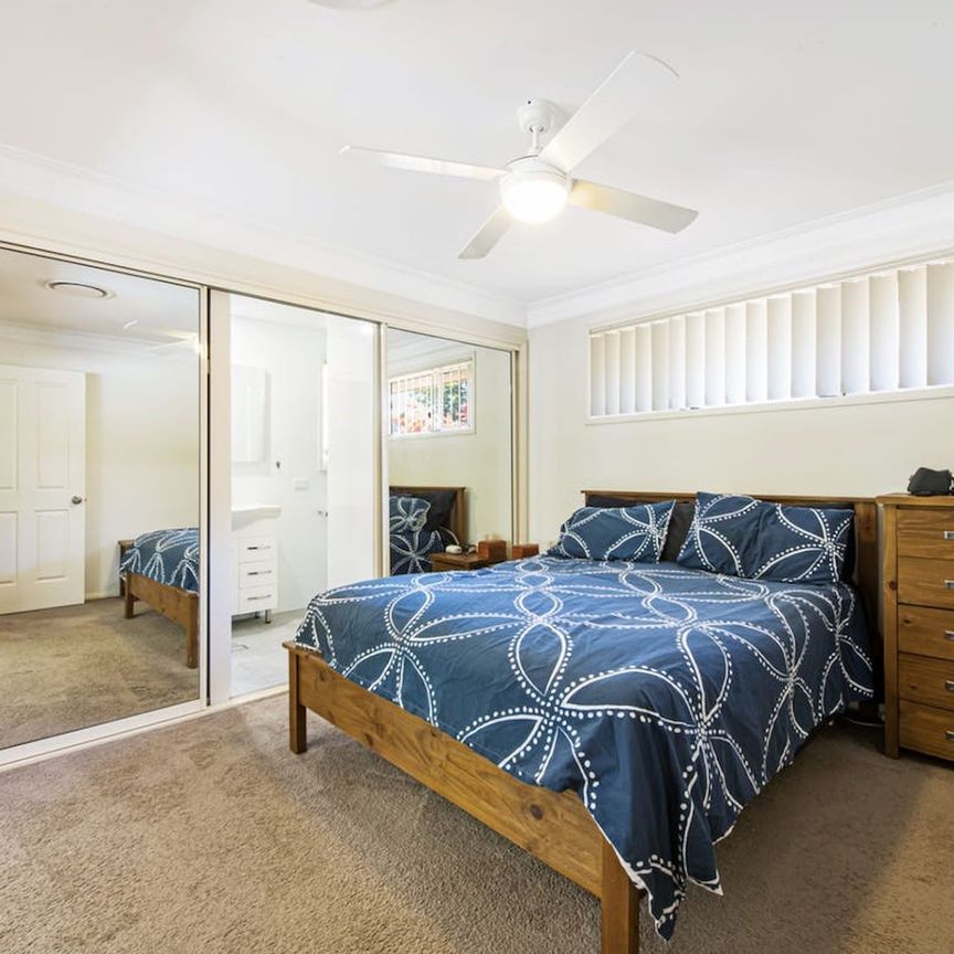 2/12A Mangrove Road, Narara. - Photo 1