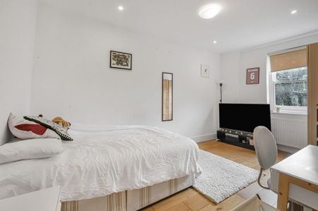 3 bedroom flat to rent - Photo 5