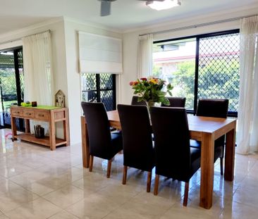 Leafy Family Home with Entertainer's Oasis! - Photo 4