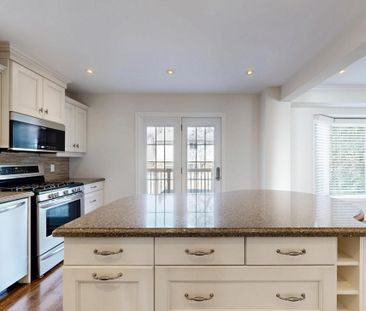 For Lease - 42 Buchanan Crescent, Aurora, Ontario - Photo 5