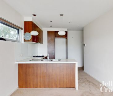 202/89 Raleigh Street, Essendon - Photo 2