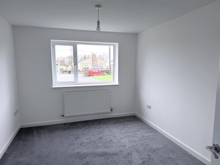 2 bedroom detached bungalow to rent - Photo 3