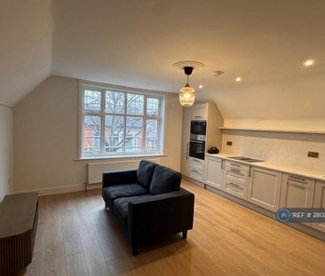 2 bedroom flat to rent - Photo 2