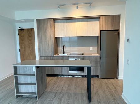 For Lease - 2495 Eglinton Avenue Unit# 2108, Mississauga, Ontario - Photo 2