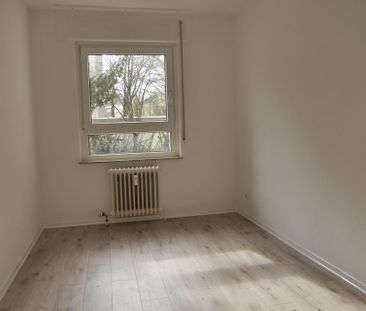 Schöne 3-Zimmer-Wohnung mit Tageslichtbad und Balkon in Hanau-Groß... - Foto 5