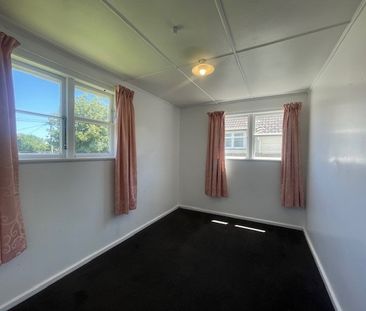 182 Egmont Street, Patea - Photo 4