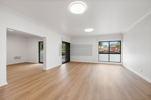 Spacious & Fully Renovated Family Home in Prime Strathfield Location - Photo 1