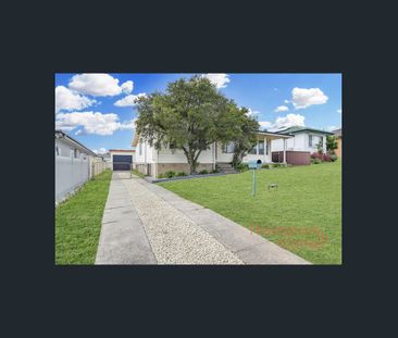 Three Bedroom Home - Photo 2