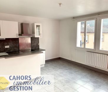 Location Appartement 3 pièces 54m² CAHORS 46000 - Photo 3