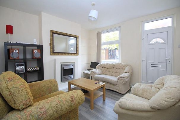 2 bedroom house share to rent - Photo 1