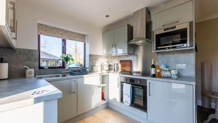 1 bedroom maisonette to rent - Photo 2