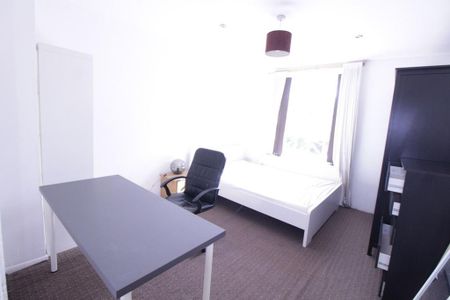 5 bedroom maisonette to rent - Photo 3