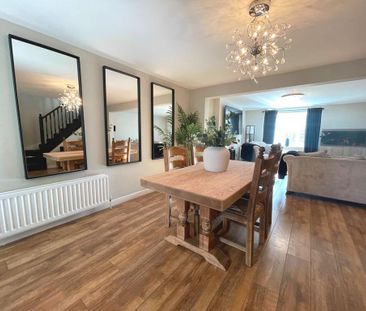 3 bedroom terraced house to rent - Photo 4