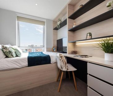 1 bedroom in a flat share to rent - Photo 5