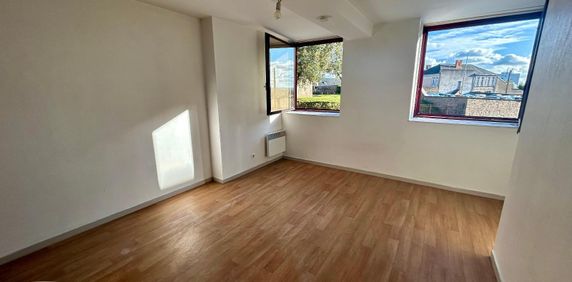 Location Appartement 1 pièce 26m² CHOLET 49300 - Photo 2