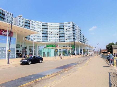 Prince Regent Road, Hounslow, TW3 - Photo 4