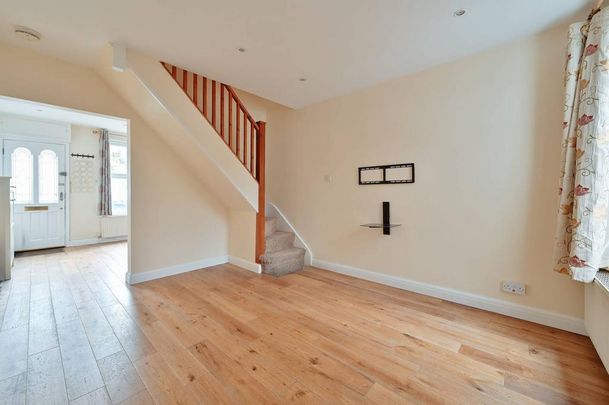 2 bedroom terraced house to rent - Photo 1