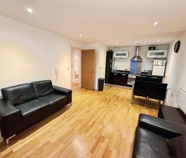 1 bedroom flat to rent - Photo 2