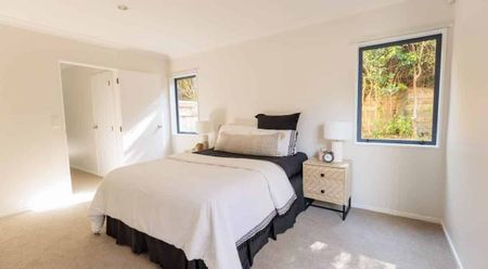 Modern 3-Bedroom Townhouse in Newlands - Photo 5