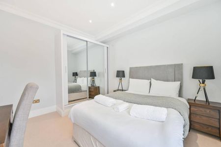 3 bedroom flat to rent - Photo 4
