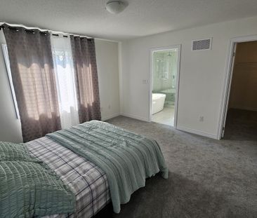 For Lease - 14 Tran Street, Wasaga Beach, Ontario - Photo 5