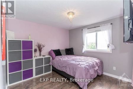 43 EXETER DRIVE - Photo 5