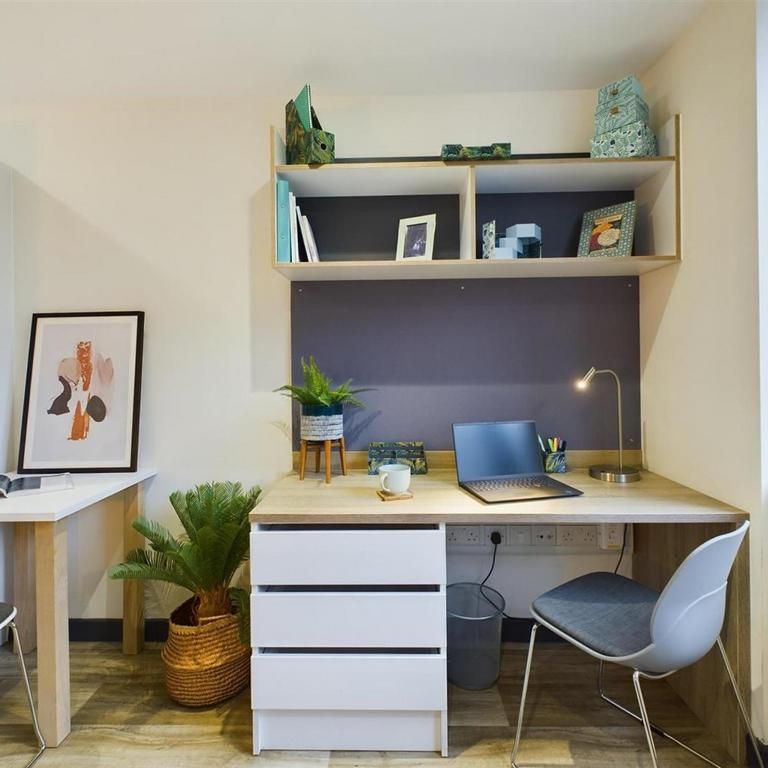 Studio to rent - Photo 1