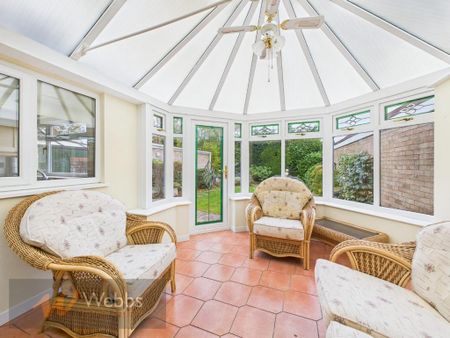 3 bedroom detached bungalow to rent - Photo 2