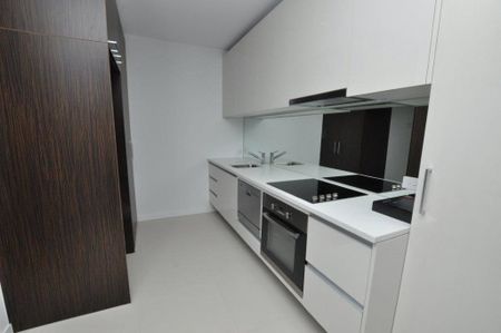 504/639 Lonsdale Street - Photo 4