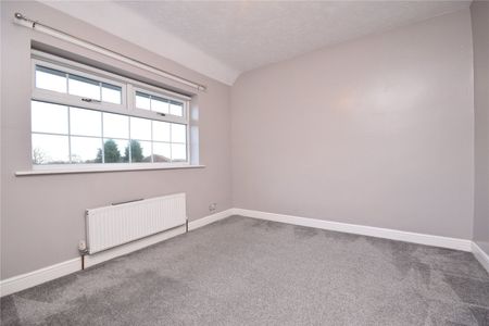 448, Throstle Road North, Leeds, West Yorkshire, LS10 4AD - Photo 4
