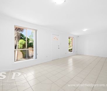 Well Presented Freestanding Villa - Photo 1